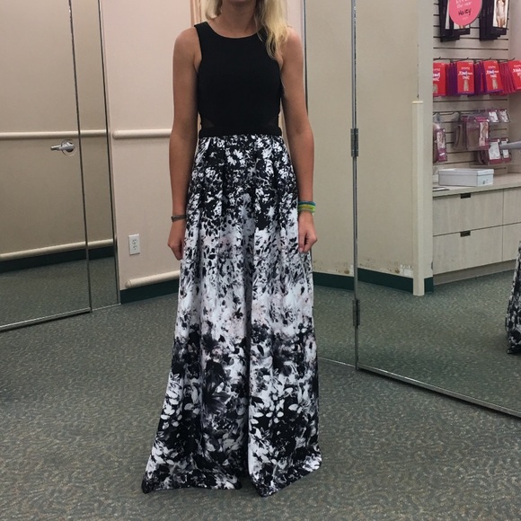 Prom dress! - Picture 3 of 3